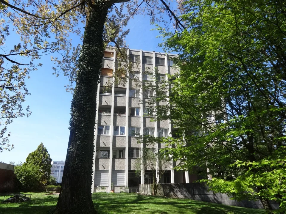 Attraktive Lager- oder Gewerbefläche mit Warenlift in Schlieren ? ca. 108 m