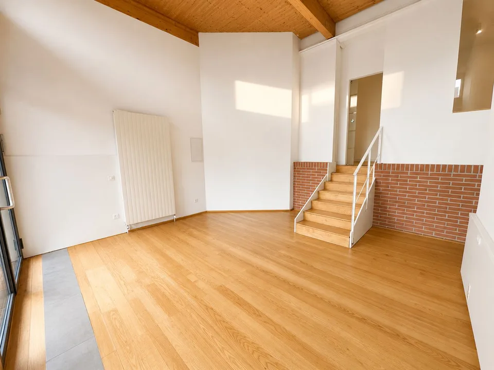 Büro-/Gewerbefläche auf zwei Ebenen im Herzen von Chiasso