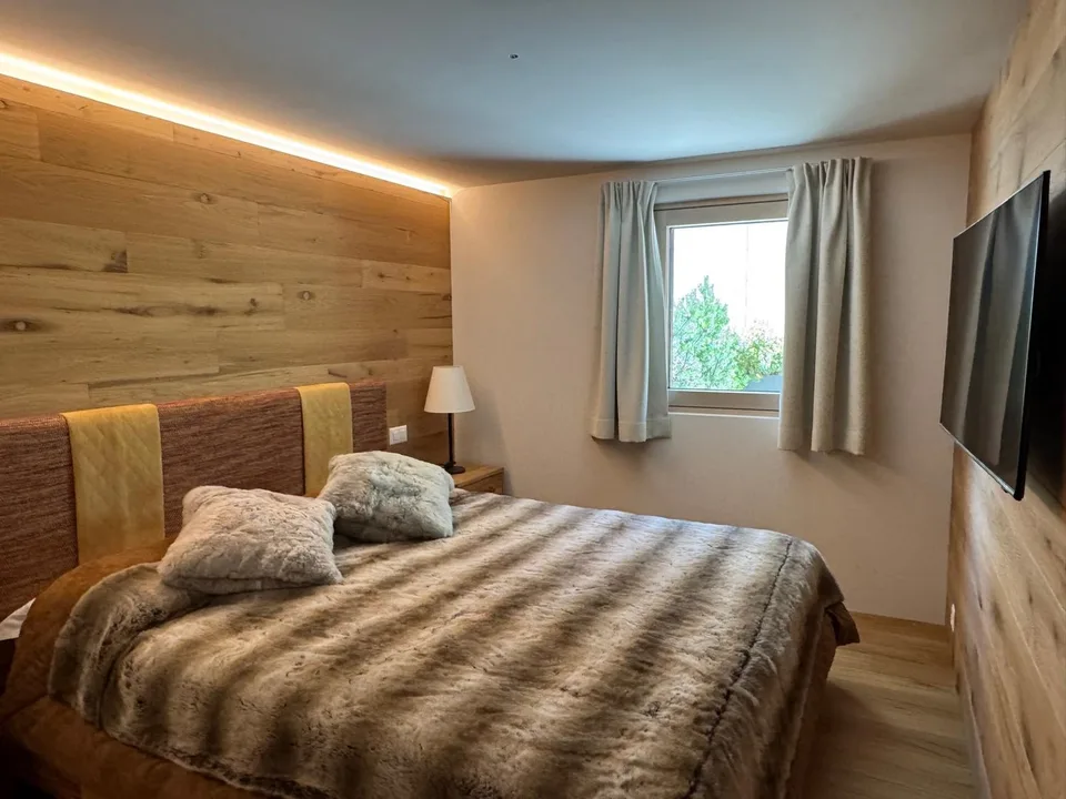 Exquisiter Alpen-Retreat in Via Maistra – Sankt Moritz Dorf – Erst kürzlich renoviert!
