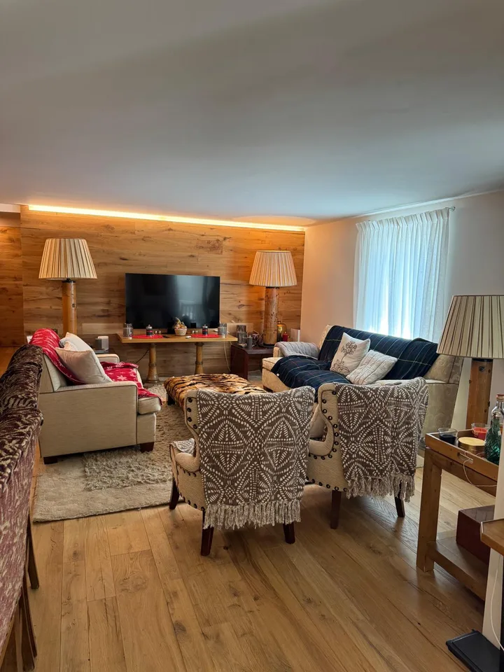 Exquisiter Alpen-Retreat in Via Maistra – Sankt Moritz Dorf – Erst kürzlich renoviert!