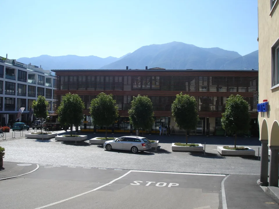 NEL CENTRO DI ASCONA NELLO STABILE DELLA POSTA