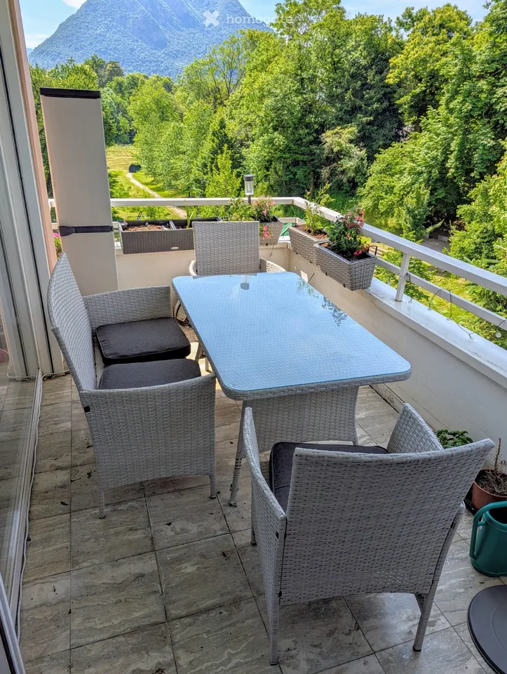 Prächtige und geräumige 4.5-Zimmer-Wohnung in Besso (110 m²)
