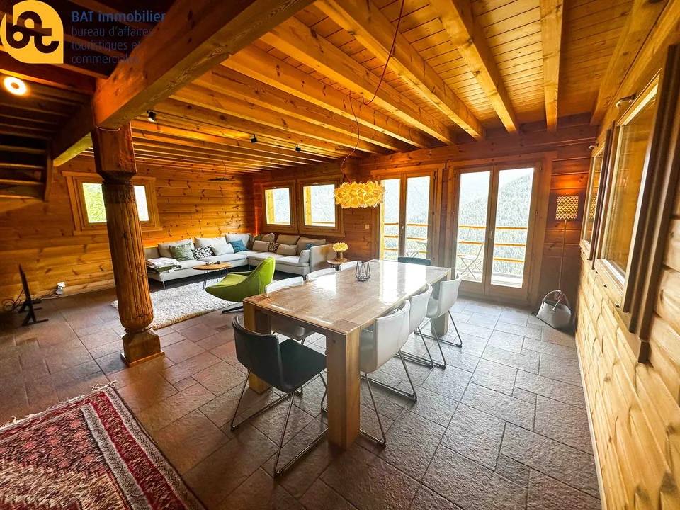 New for summer - bright and spacious apartment on the upper floor of a chalet