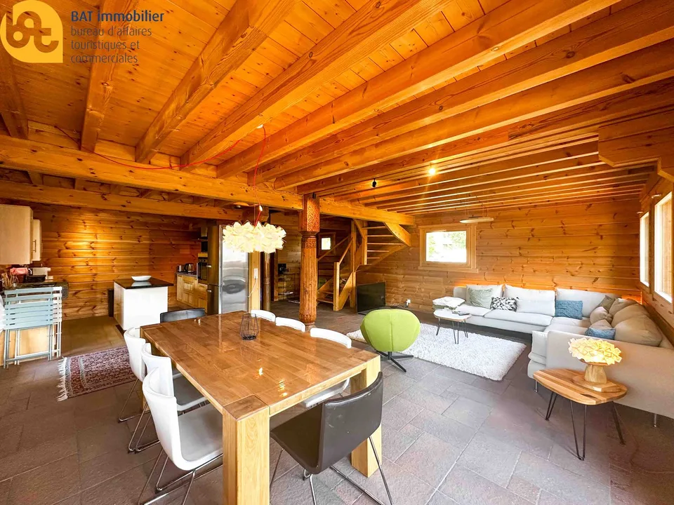 New for summer - bright and spacious apartment on the upper floor of a chalet