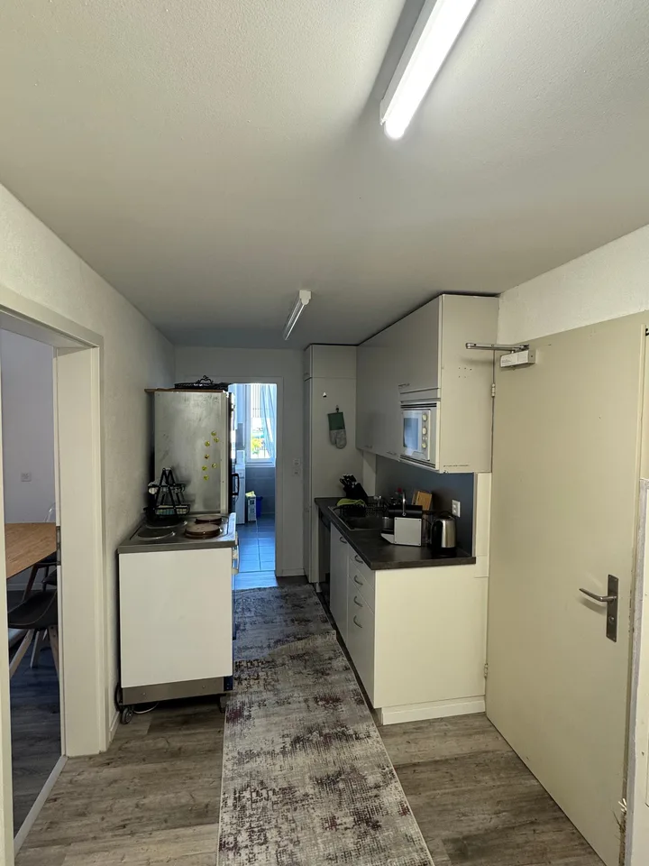 Camere per tecnici Basellandschaft per fino a 6 persone | Facilmente raggiungibile | 3 camere separate