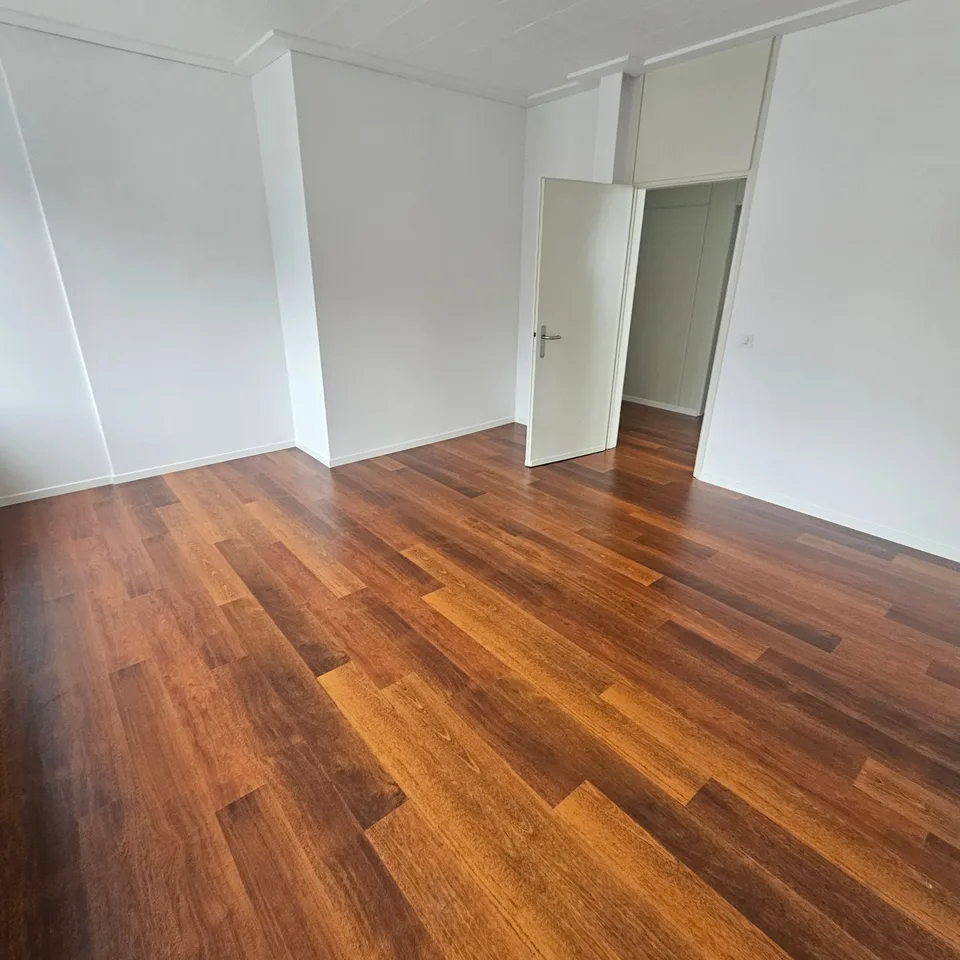 Büro mit 3 Räumen zur Miete in Lugano – Via Luigi Canonica 4