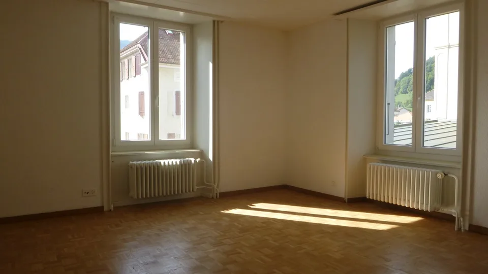 Vier-Zimmer-Wohnung mit Balkon – Foto 6 von 9