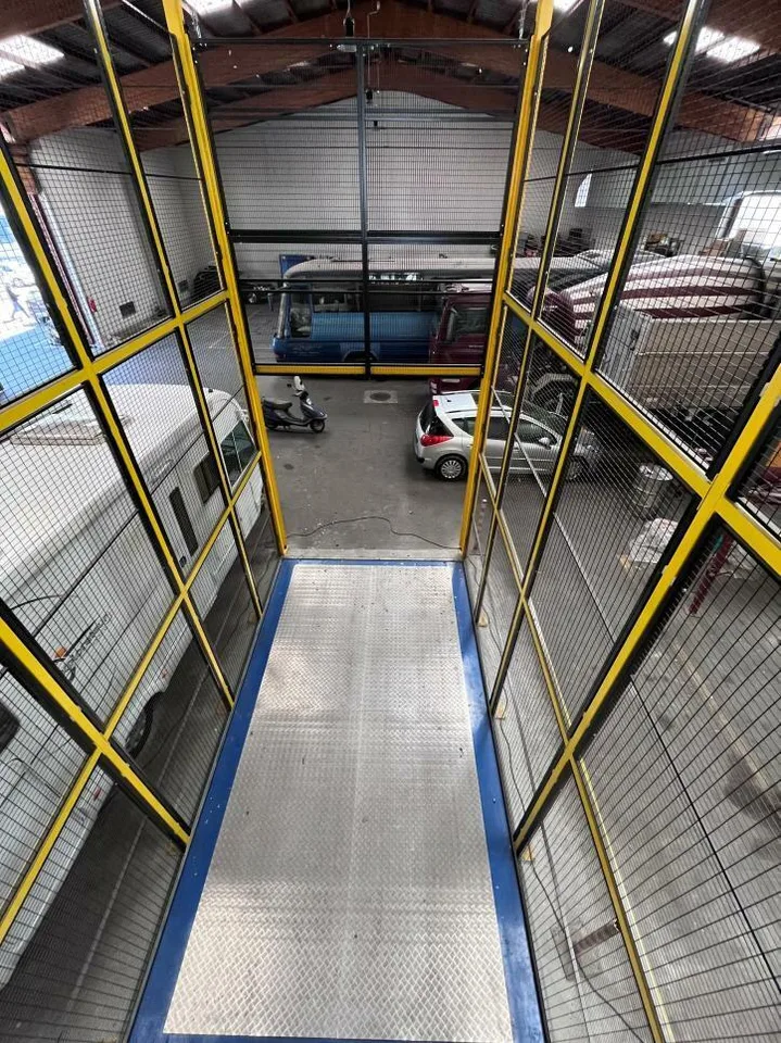 Geräumige Industriehalle mit möglicher Mezzanine-Nutzung – Foto 6 von 7