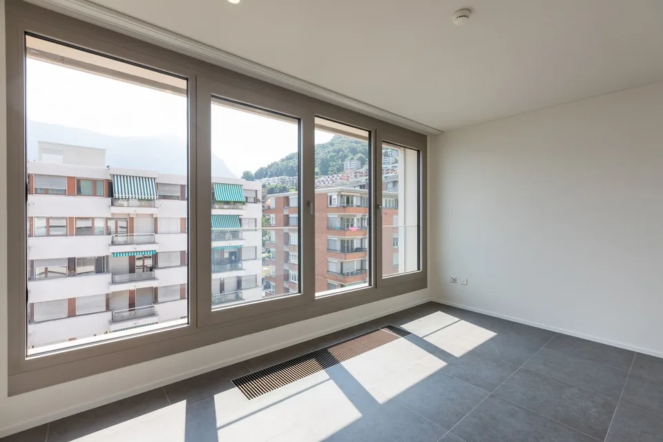 Helles 2.5-Zimmer-Apartment mit Seeblick in Paradiso