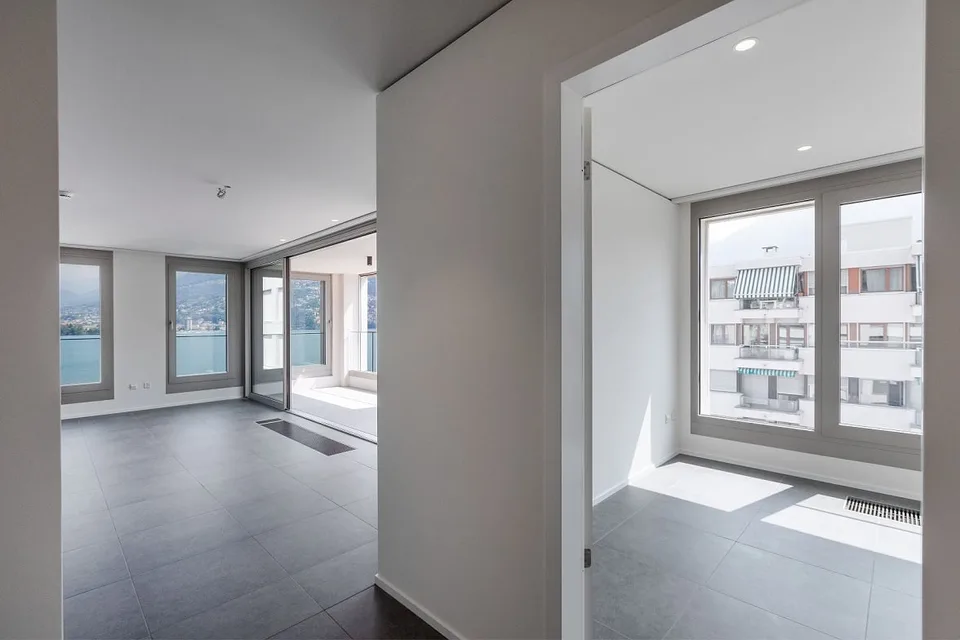 Helles 2.5-Zimmer-Apartment mit Seeblick in Paradiso