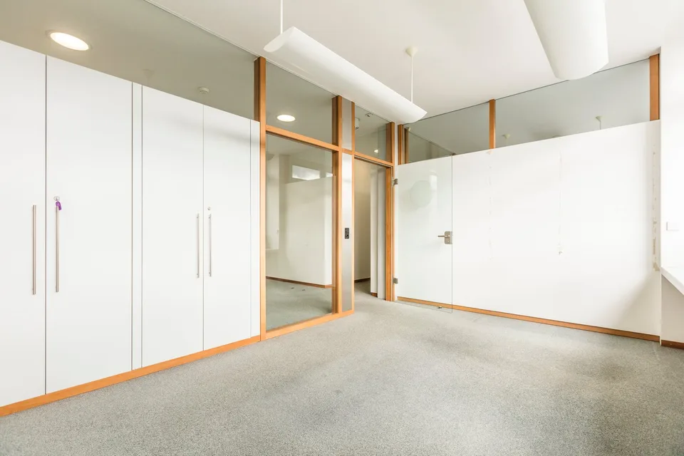 🏢 ✨ Ampio spazio con camere individuali suddivise