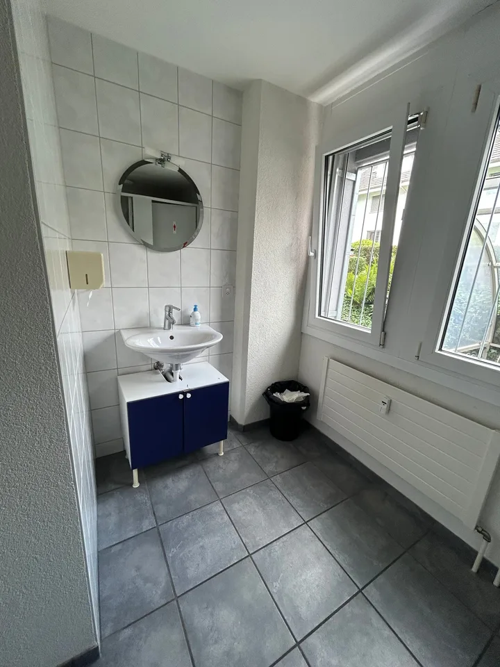 Spazio per studio / laboratorio in Allschwil in affitto