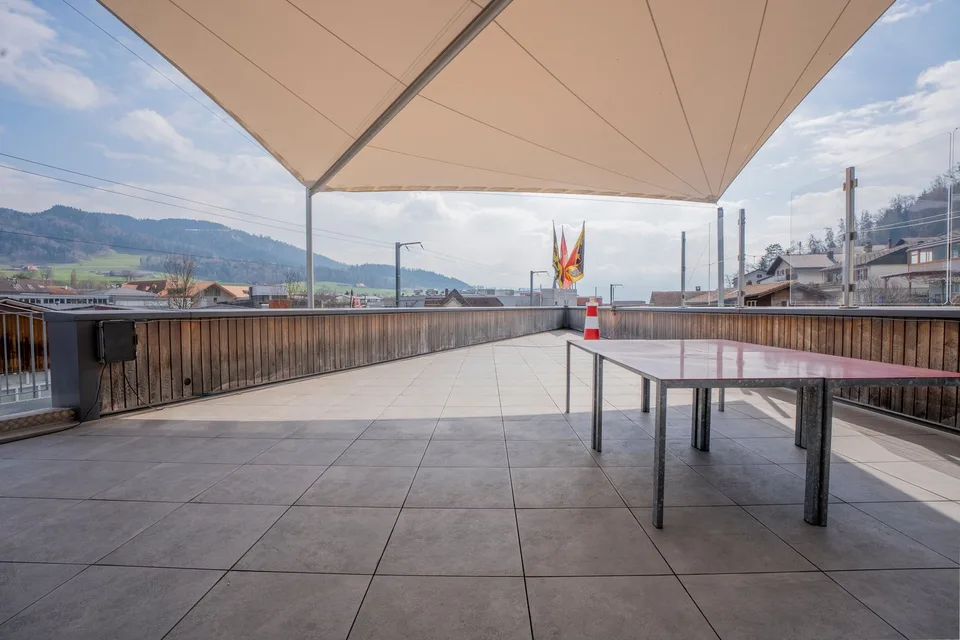 Restaurant with gallery and large outdoor terrace