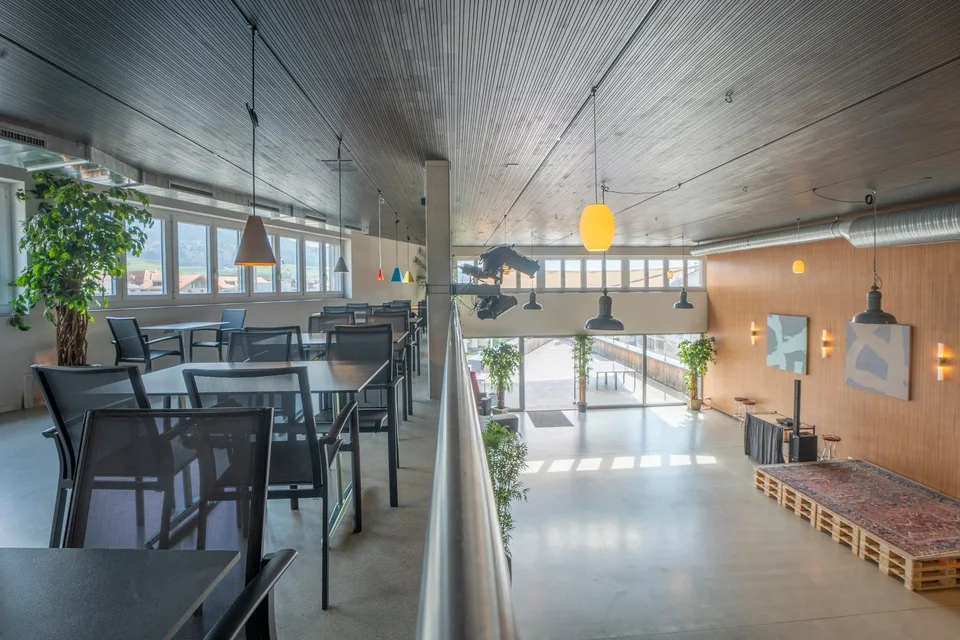 Restaurant with gallery and large outdoor terrace