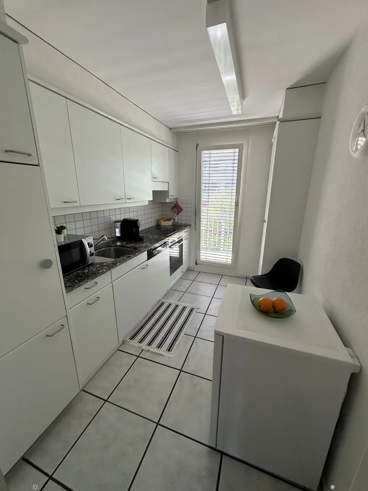 Charmante 3.5-Zimmer-Wohnung mit Balkon in Biel