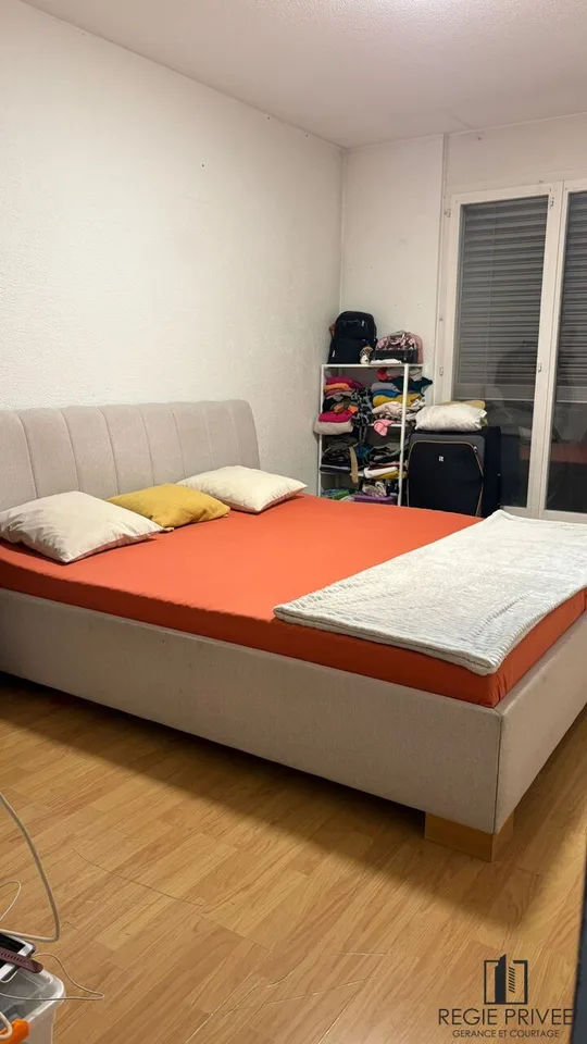 Zweieinhalb-Zimmer-Wohnung im 3. Stock