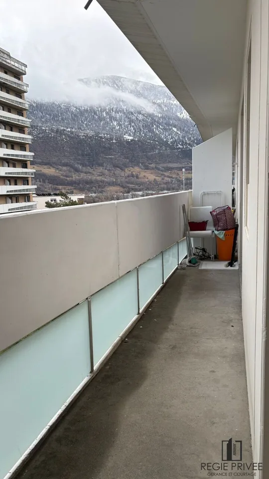 Zweieinhalb-Zimmer-Wohnung im 3. Stock