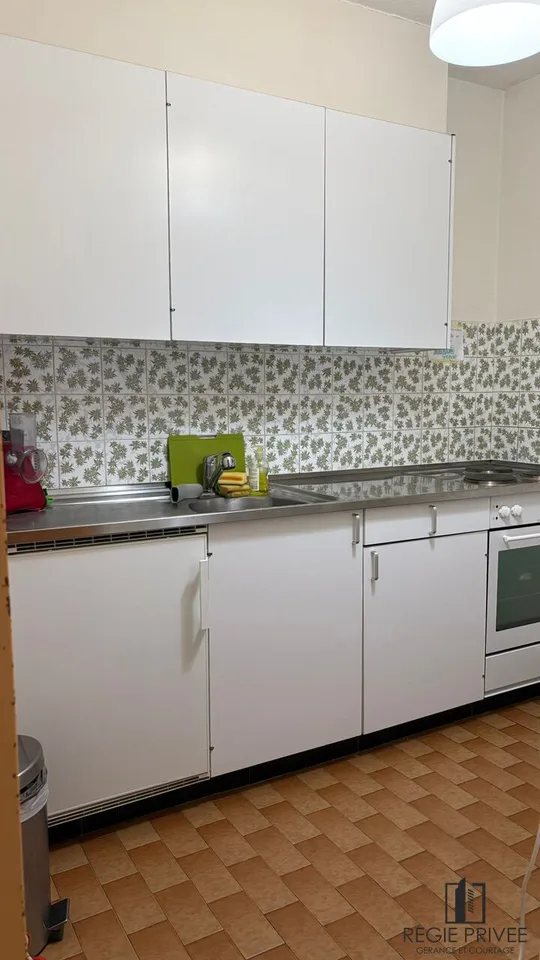 Zweieinhalb-Zimmer-Wohnung im 3. Stock