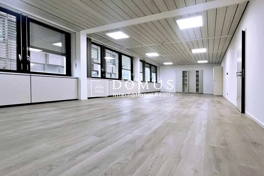 Centrale ufficio con sala conferenze