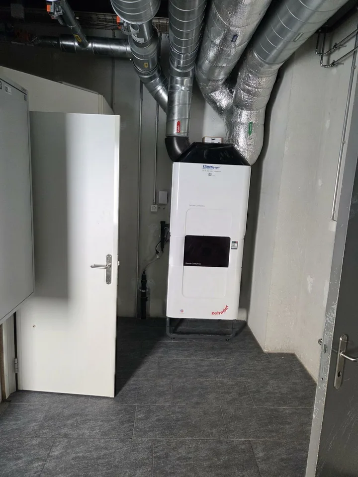 Beauty-Location am Bahnhof Killwangen‑Spreitenbach