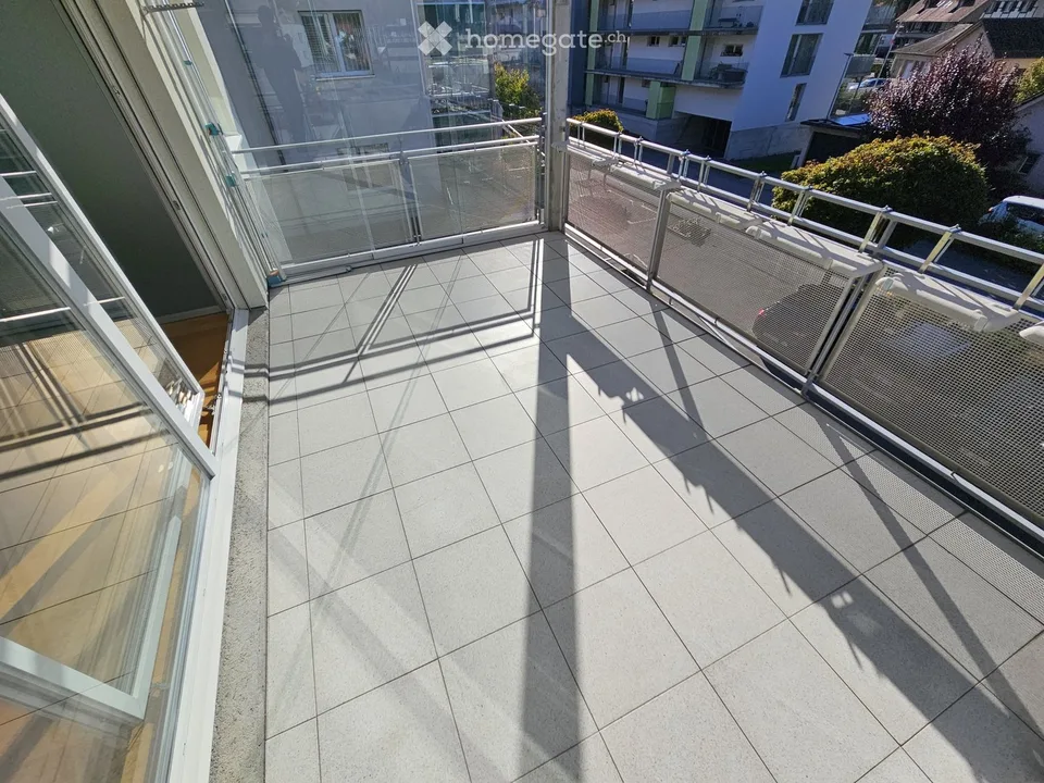Moderne 4.5-Zimmerwohnung an zentraler und ruhiger Lage