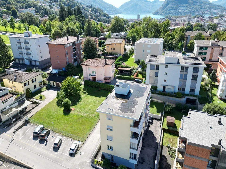 Appartement rénové de 4,5 pièces dans un quartier résidentiel
