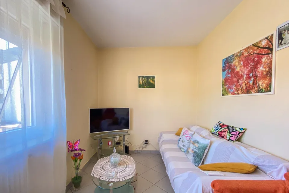 Rinnovato appartamento di 4,5 locali in zona residenziale. – foto 12 di 18