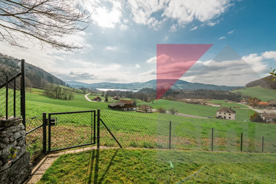 Superbe Villa mit Pool, Lage und Panorama von Ausnahme – Foto 8 von 13