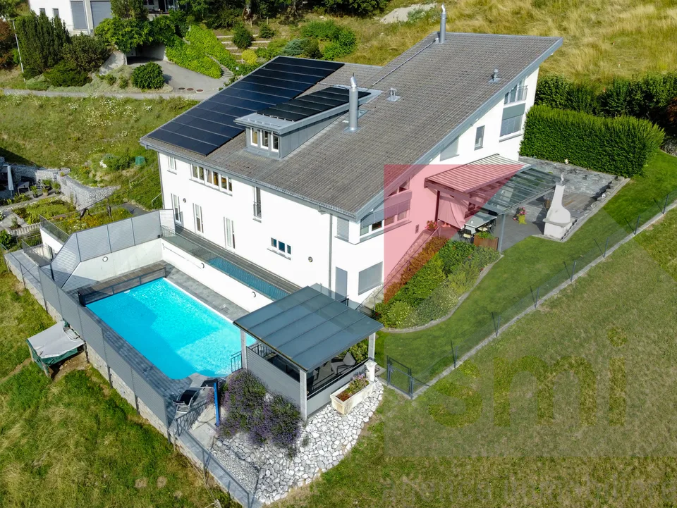 Superbe Villa mit Pool, Lage und Panorama von Ausnahme