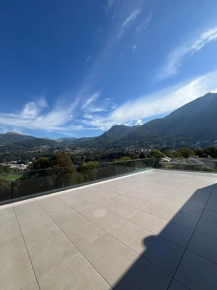 Residenza Rhose, attico 5.5 locali, Canobbio