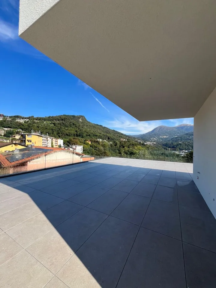 Residenza Rhose, attico 5.5 locali, Canobbio