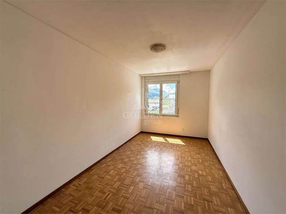 Geräumige 4.5-Zimmer-Wohnung mit Kamin und großer Terrasse