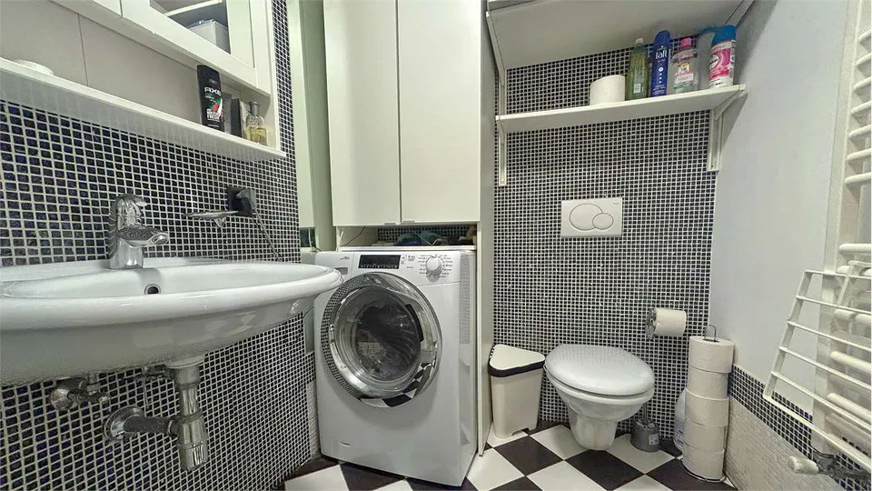 HELLES 3-ZIMMER-FERIENWOHNUNG MIT SEEBLICK – Foto 9 von 10