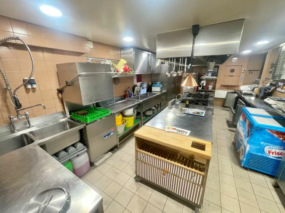 Lokal mit Gewerbevermögen – Foto 13 von 29