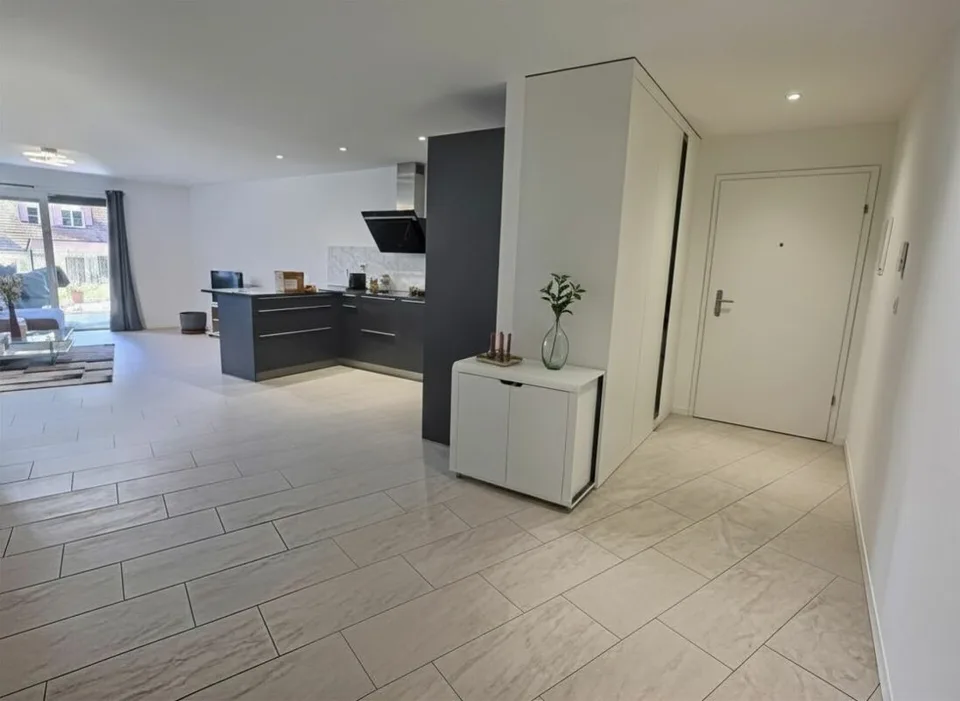 Exklusiv - Schöne Wohnung in einer grünen Umgebung