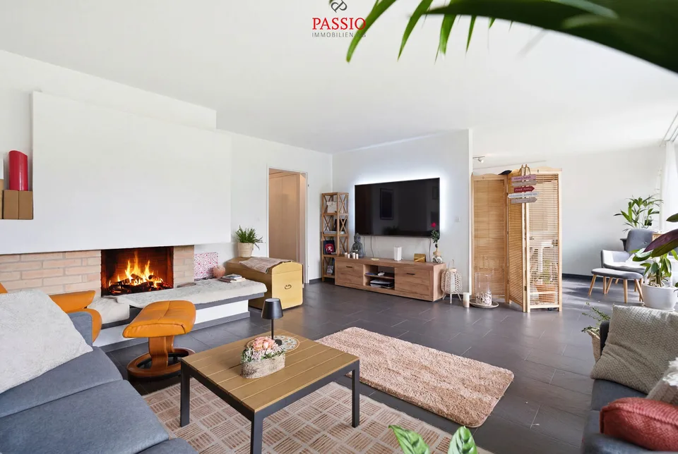 Helle Wohlfühloase mit Balkon, Abendsonne und viel Platz