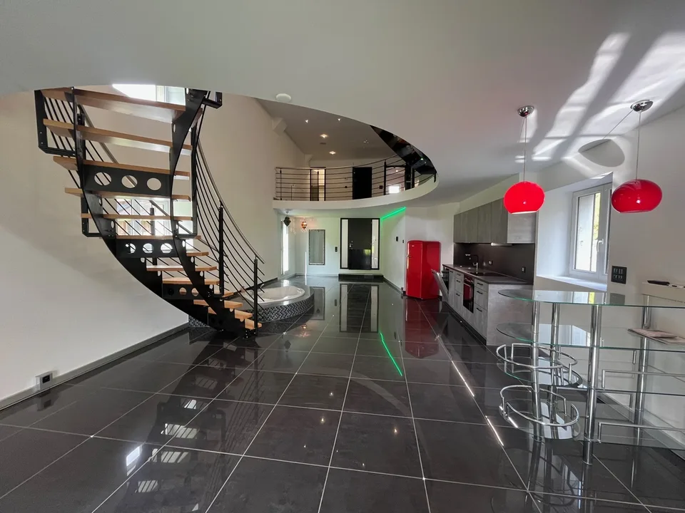 À VENDRE - Maison unique à Vermes avec spa, sauna et hammam