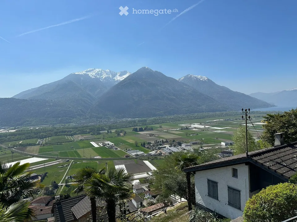 Einfamilienhaus/Ferienhaus sonnig gelegen mit Top-Aussicht.