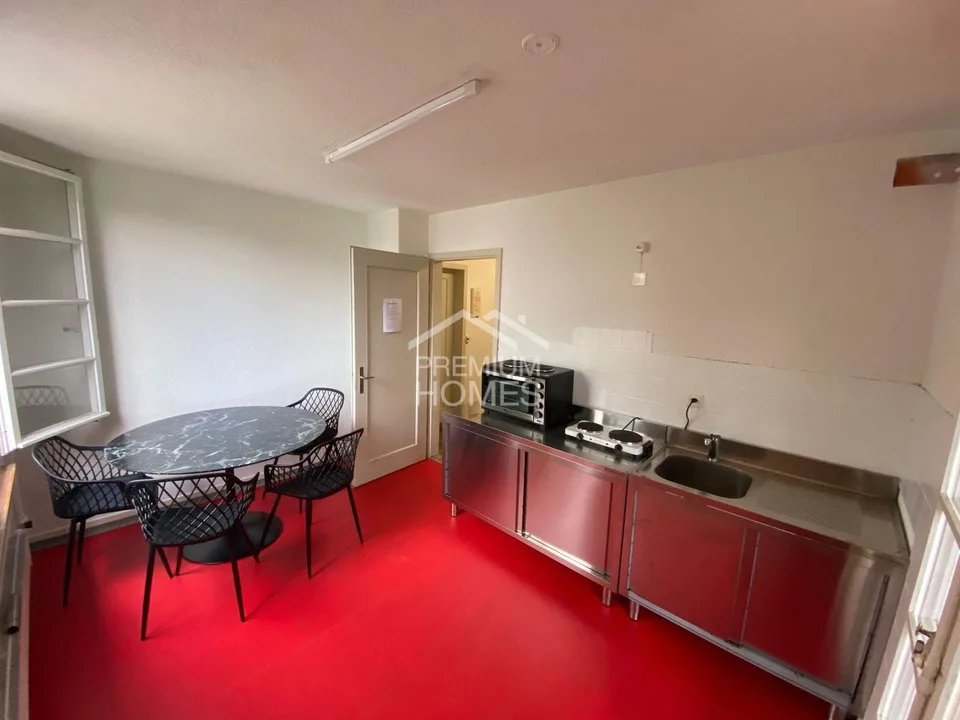 Casa multifamiliare con potenziale - Investire nel futuro!