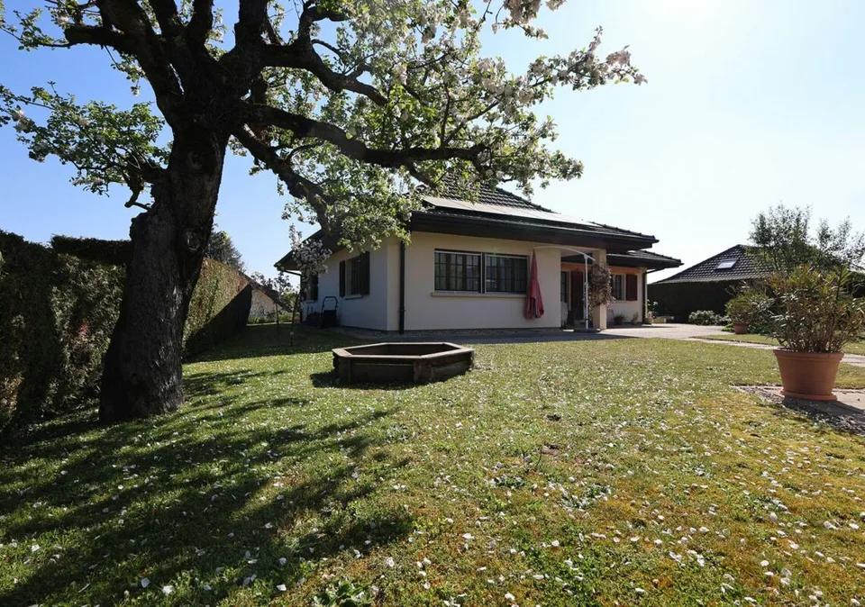 Proprietà individuale di charme di 6.5 locali a Corminboeuf