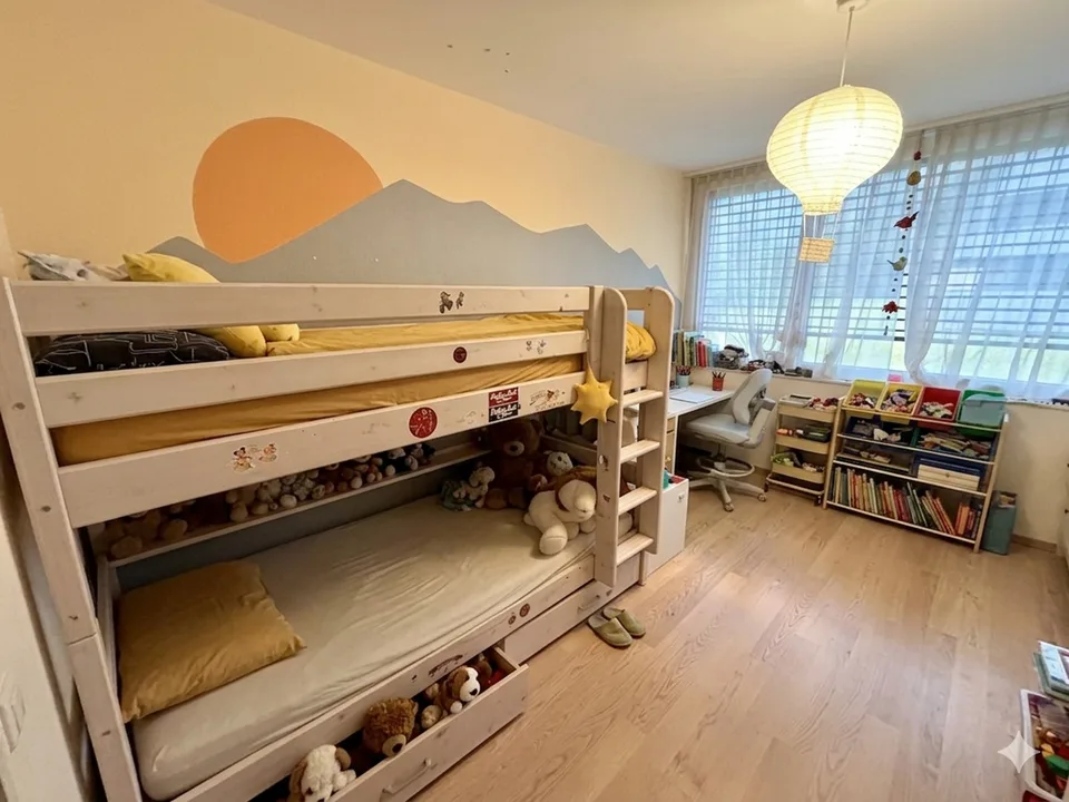 Appartamento di 4,5 locali al piano terra ad Aarburg – moderno, senza barriere e familiare – foto 11 di 13
