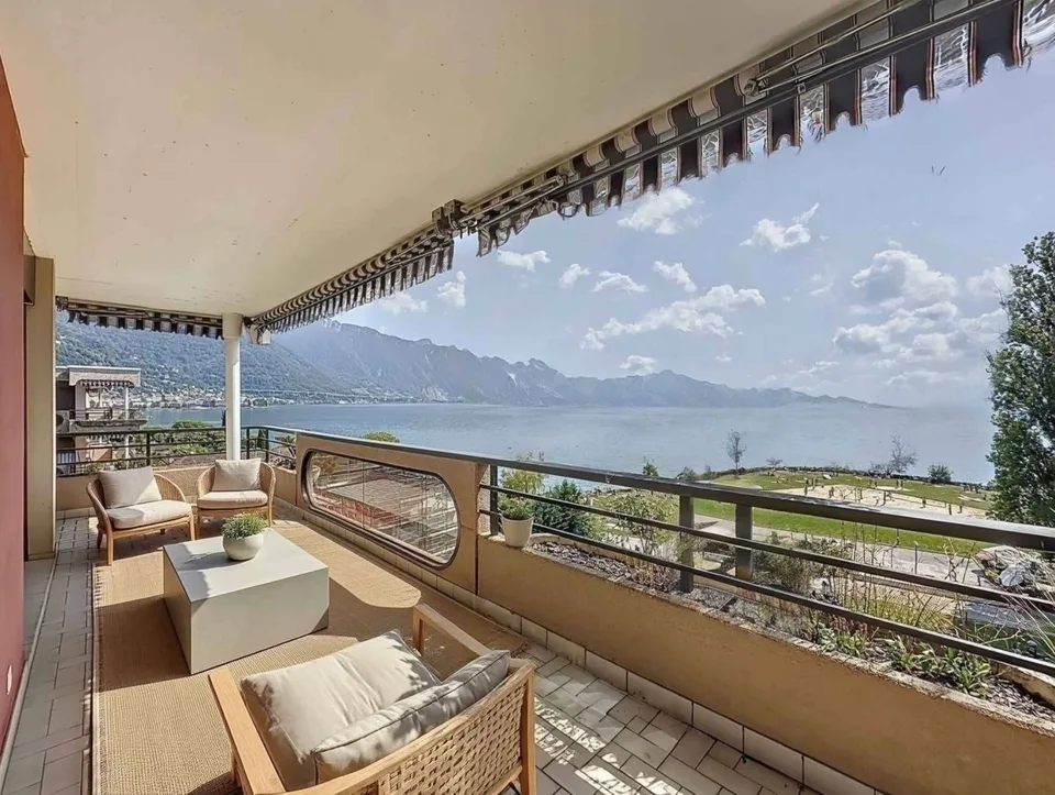Appartamento mansardato con 2,5 locali, terrazza e vista panoramica