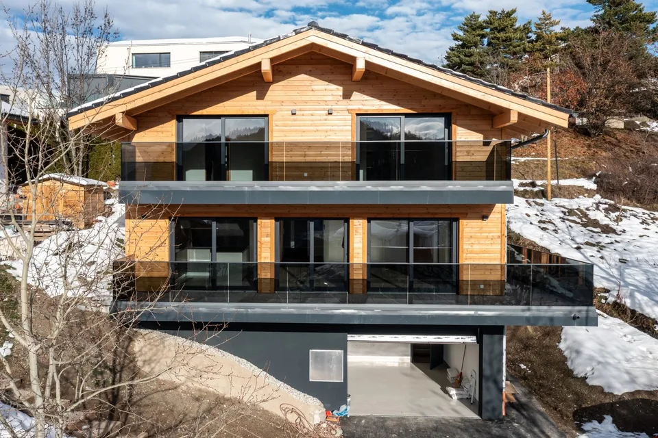 Chalet in Lens where contemporary comfort meets the art of alpine living