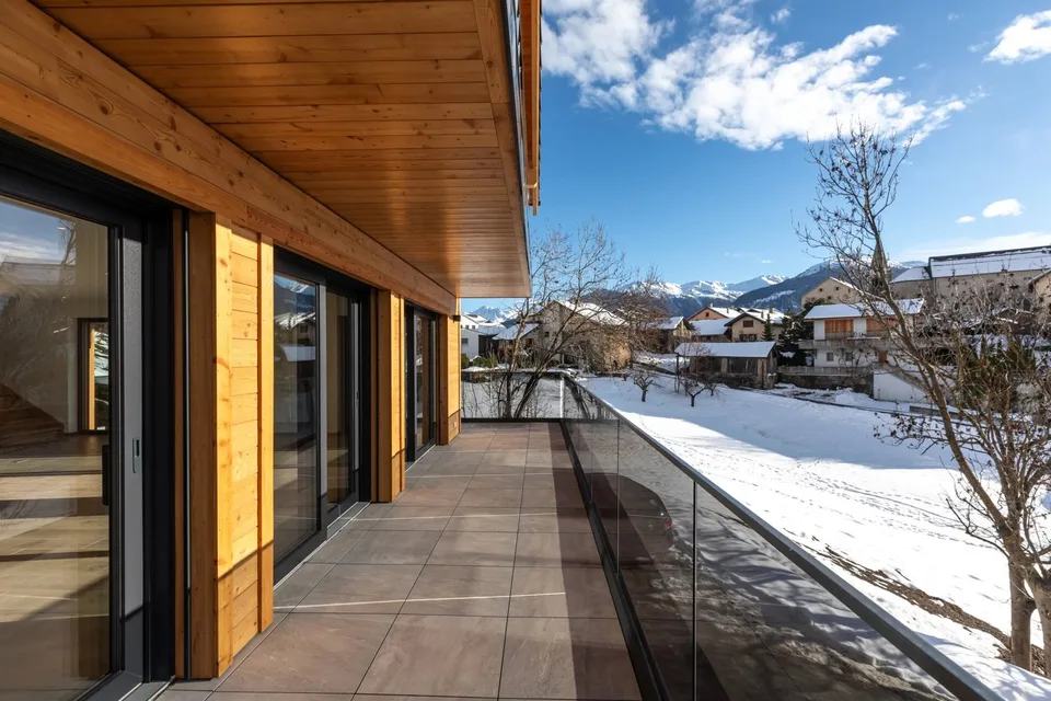 Chalet in Lens where contemporary comfort meets the art of alpine living