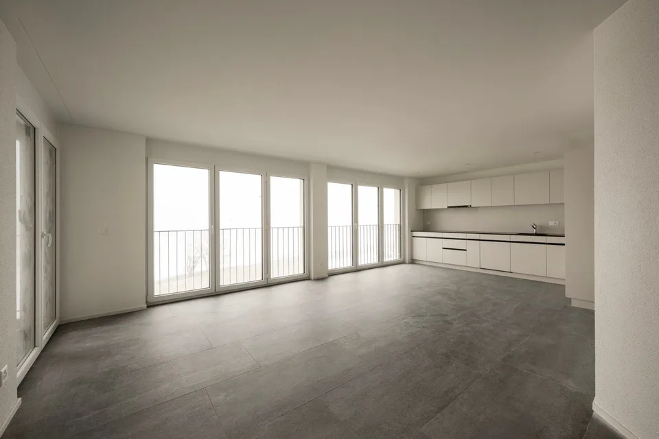 La tua nuova casa a Bottenwil – Vivere con vista sul verde