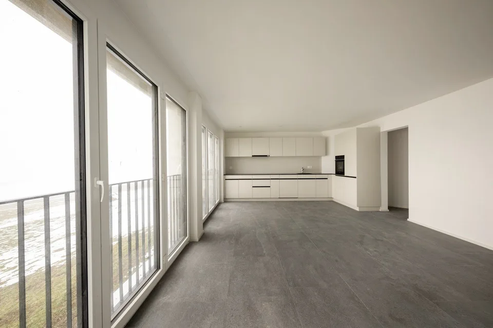 La tua nuova casa a Bottenwil – Vivere con vista sul verde