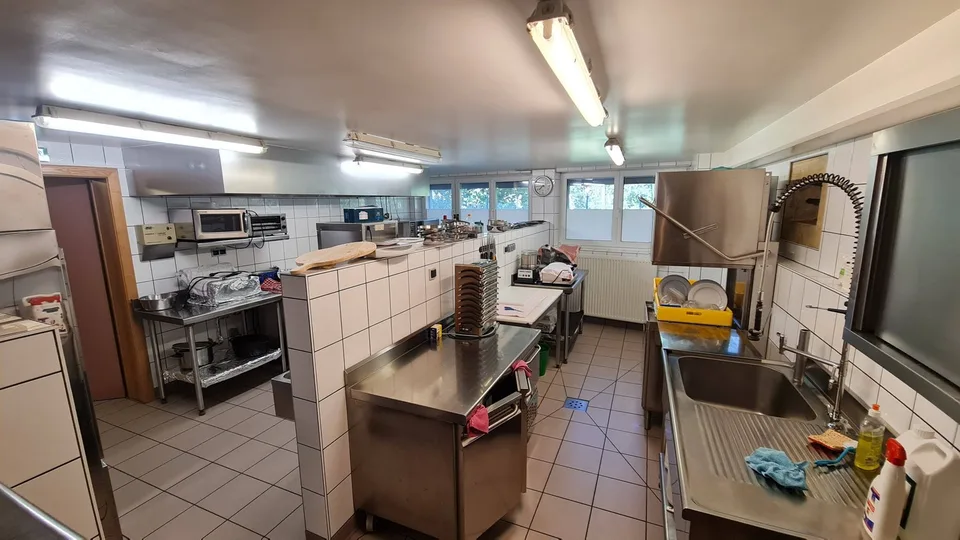 Vendita di fondi di commercio di ristorante a Courtavon