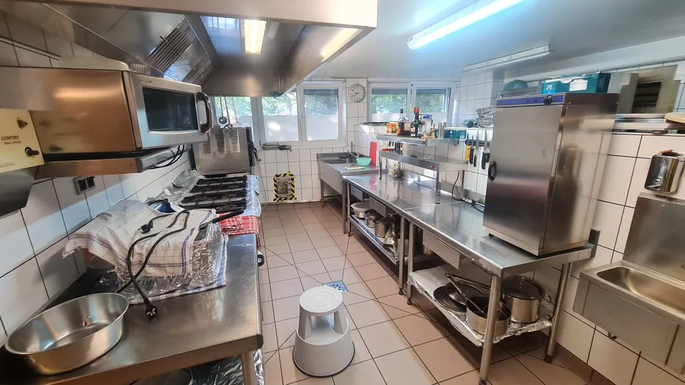 Vendita di fondi aziendali di ristorante a Courtavon – foto 6 di 9