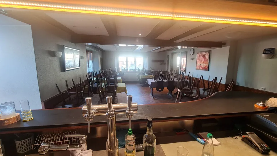 Vendita di fondi di commercio di ristorante a Courtavon