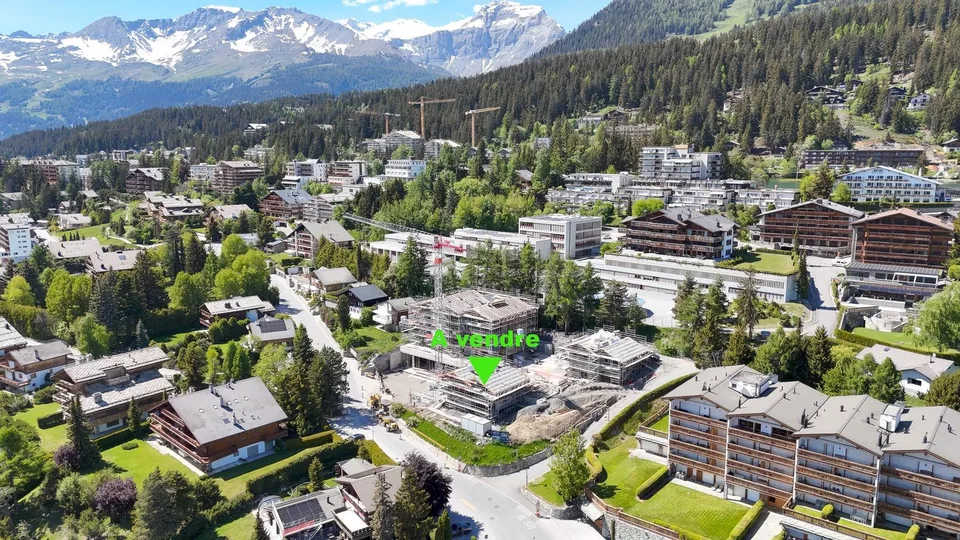 Au Centre de Crans-Montana, Chalet de 6,5 pièces de haut stantding
